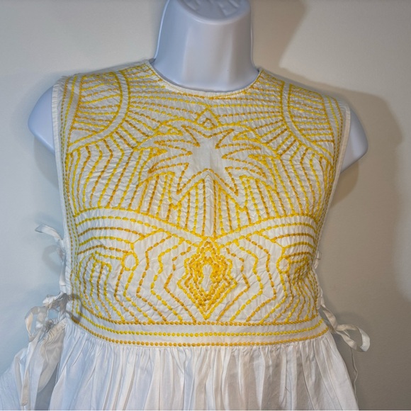 Celandine Embroidered Yellow and White Sleeveless Top - Picture 4 of 16